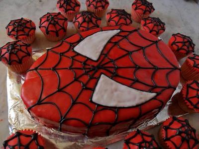 Spiderman Birthday Cake on Cupcakes Cupcake Ideas For A Spiderman Party     Best Birthday Cakes