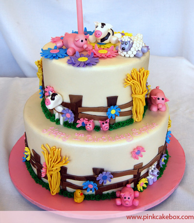 Birthday Cake  Dogs on Birthday Cakes On Animal Cakes First Birthday Farm Animal Cake Best
