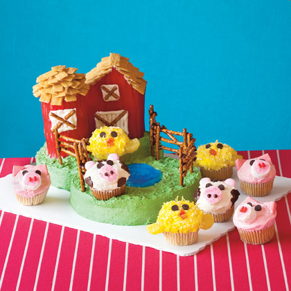  Birthday Cakes on Farm Animal Cakes    Fun Farm Cake