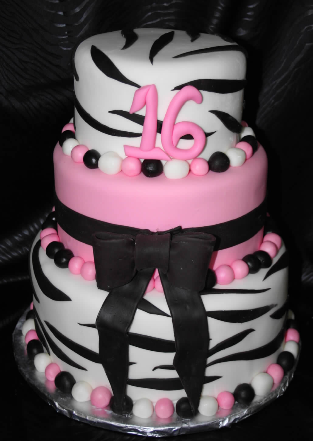 Zebra Hot Pink Birthday Cake Ideas | Best Birthday Cakes