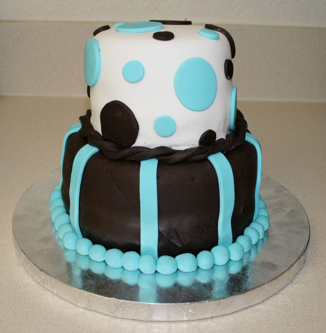 Fondant Birthday Cakes Pictures