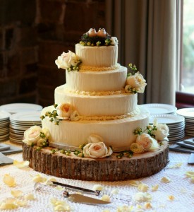 Simply Elegant Wedding Cakes