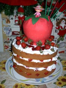 Strawberry Shortcake Happy Birthday Cake